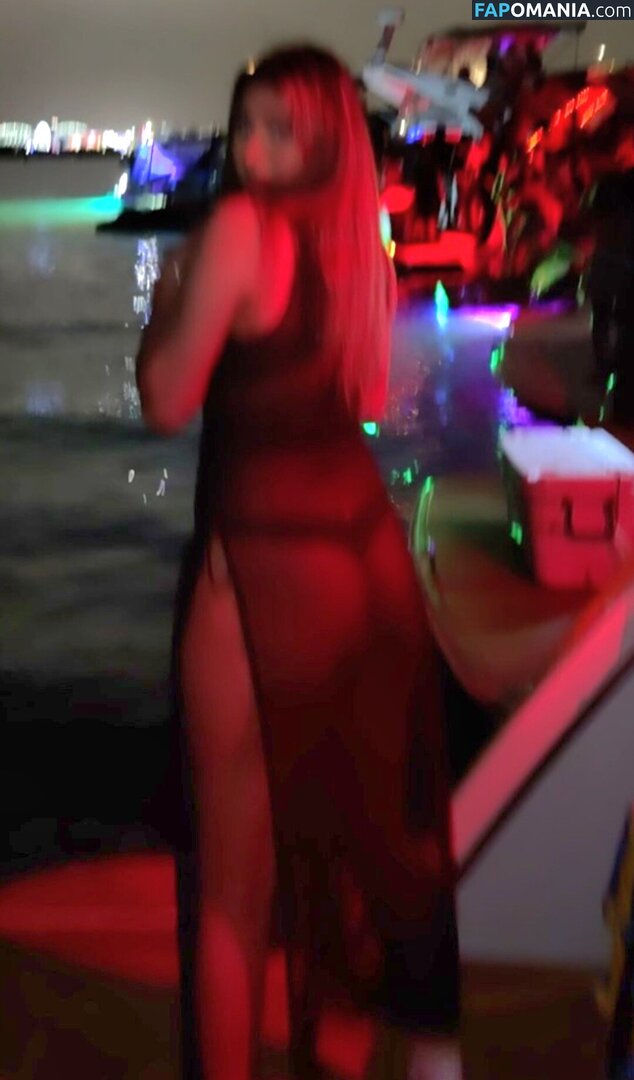 Navpreet Gotara / navpreetg_ Nahý OnlyFans  Uniklá fotka #2