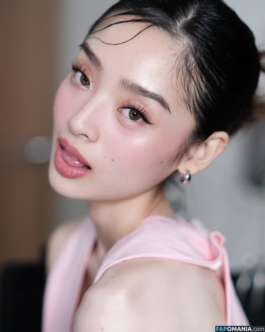Nayoung Kim / nayoungkim18 Nahý OnlyFans  Uniklá fotka #5