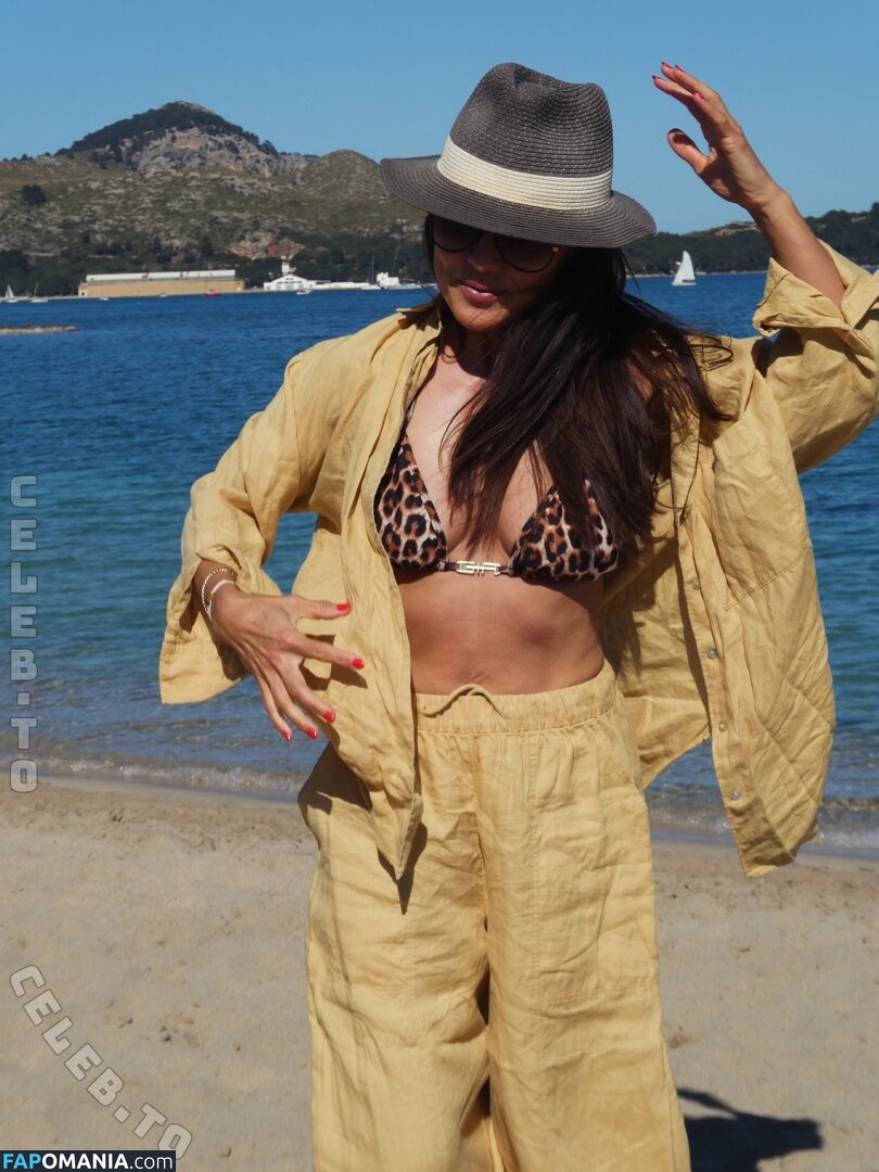 Nazan Eckes / nazaneckes Nahý OnlyFans  Uniklá fotka #5