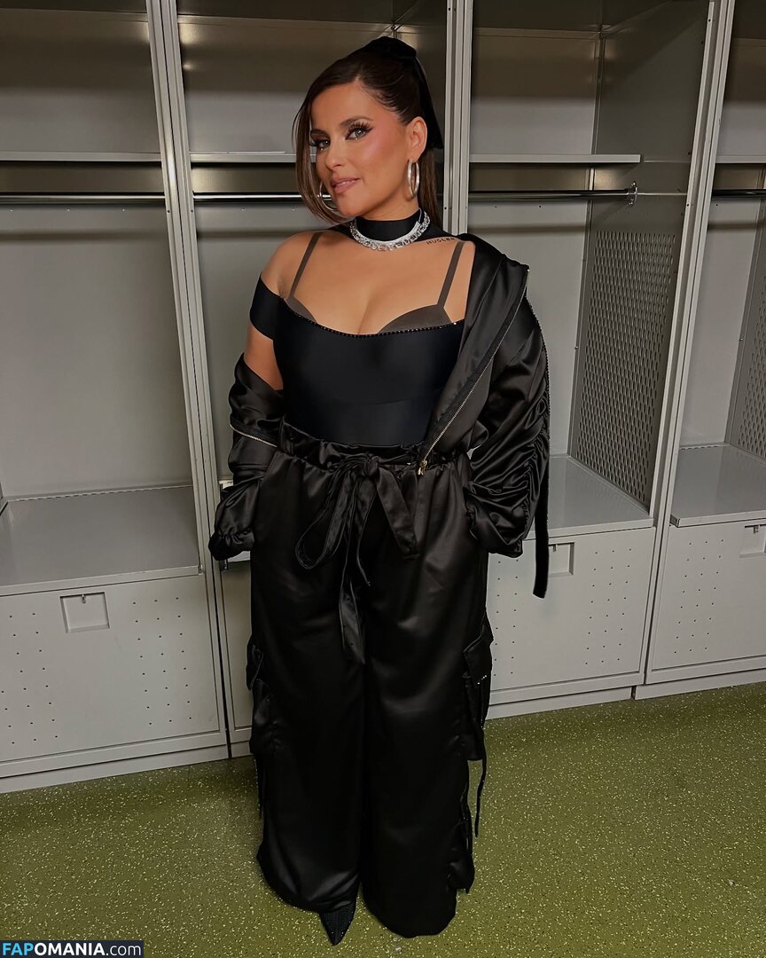 Nelly Furtado / juicyunknown / nellyfurtado Nahý OnlyFans  Uniklá fotka #10