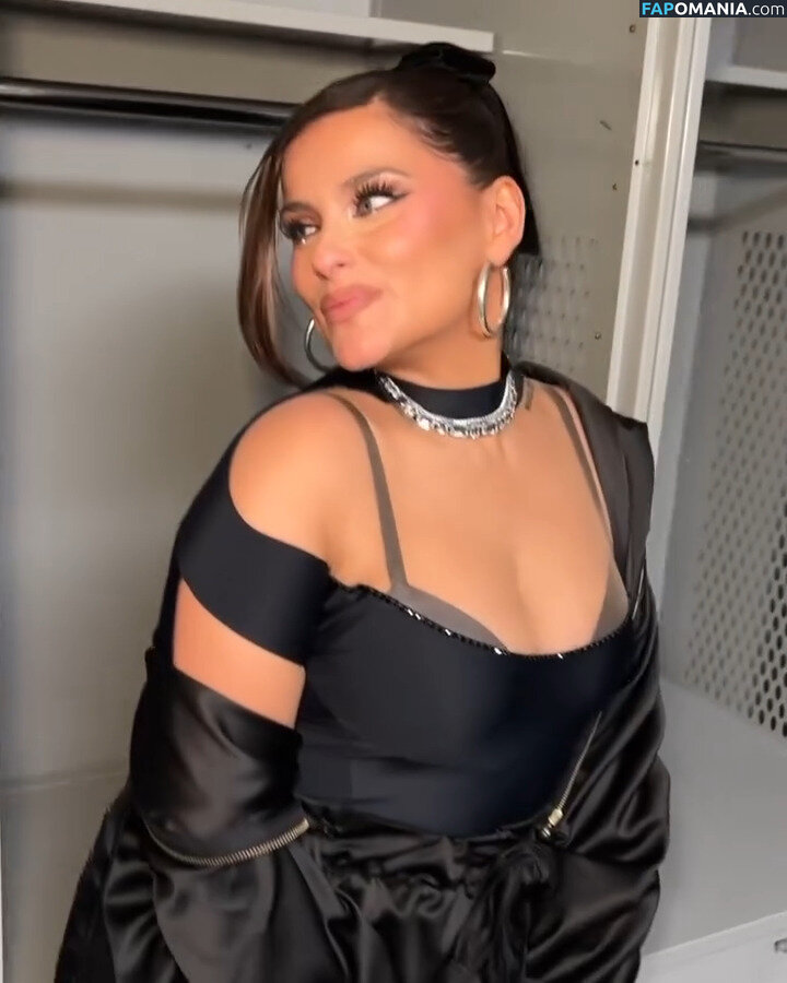 Nelly Furtado / juicyunknown / nellyfurtado Nahý OnlyFans  Uniklá fotka #14