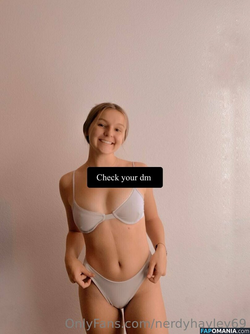 jhurley61299 / kittenjojo18 / nerdyhayley69 Nahý OnlyFans  Uniklá fotka #6