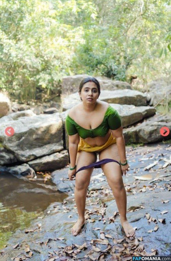 Nila Nambiar / Smera1695 / nilanambiar Nahý OnlyFans  Uniklá fotka #10