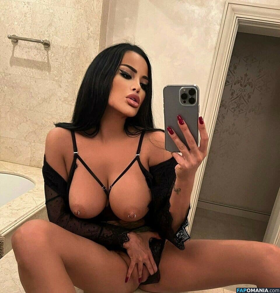 Nita Kuzmina / nita_kuzmina / nitakuzmina Nahý OnlyFans  Uniklá fotka #33