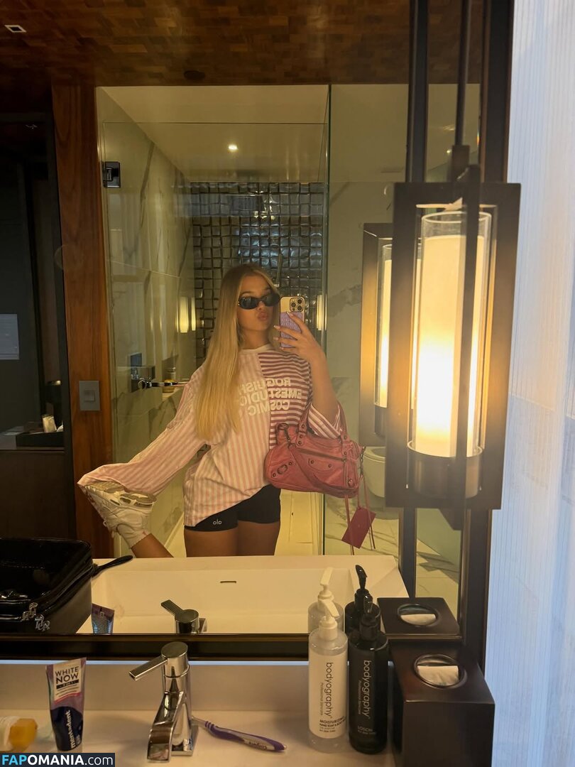 Noemi Piunti / noemipiunti Nahý OnlyFans  Uniklá fotka #11