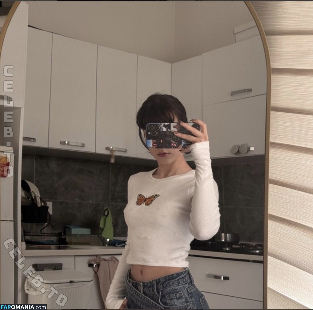 https: / notaysea Nahý OnlyFans  Uniklá fotka #17