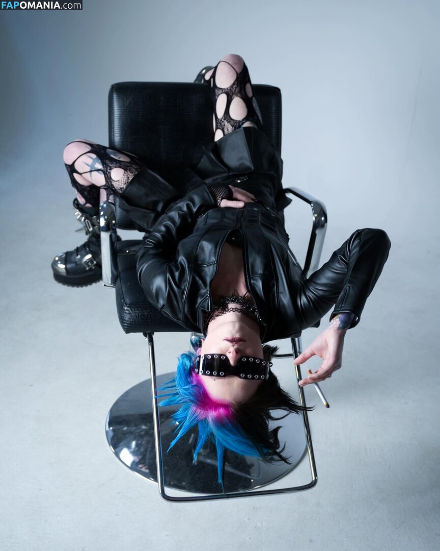 https: / noteasybeinwhee / noteasybeinwheezy Nahý OnlyFans  Uniklá fotka #2