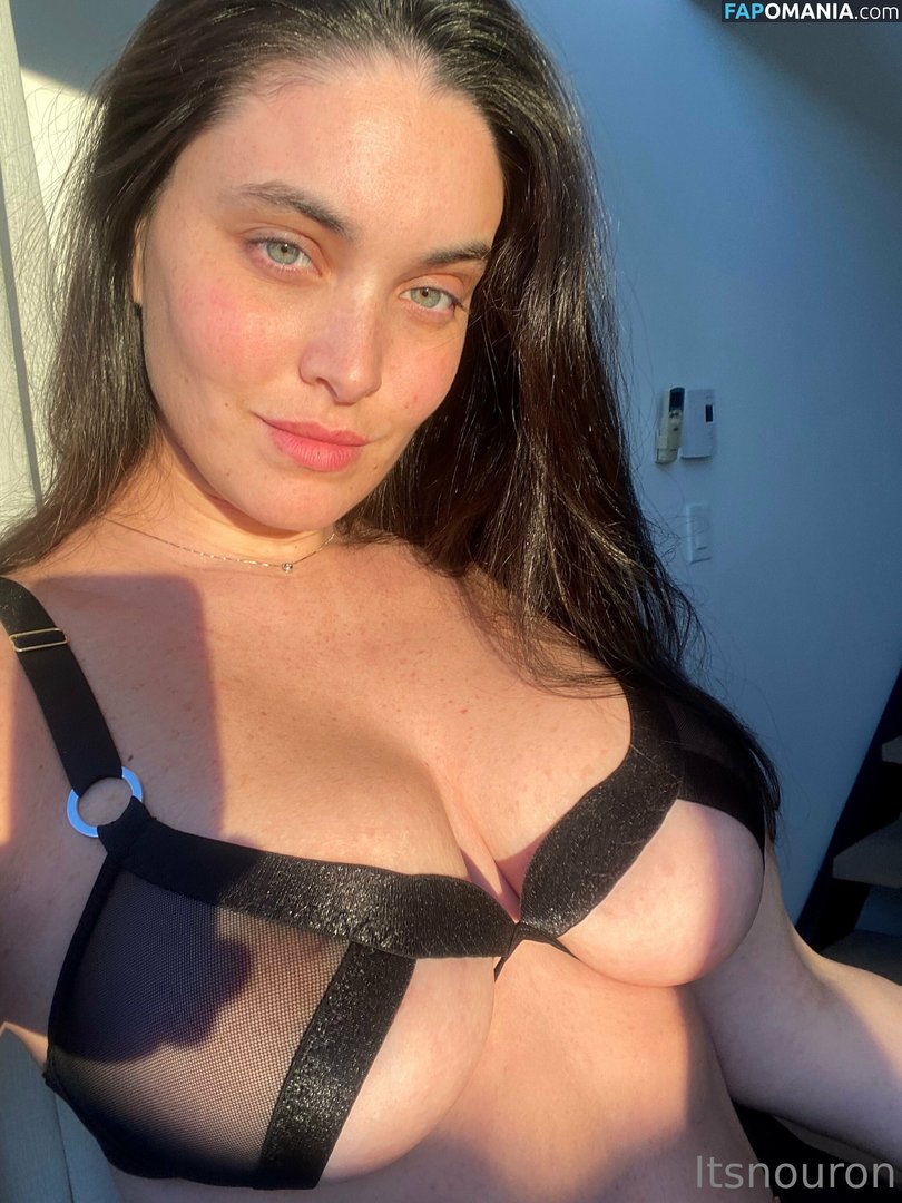 Nour Guiga / noor.g / nornaiysha / nour_guiga Nahý OnlyFans  Uniklá fotka #55