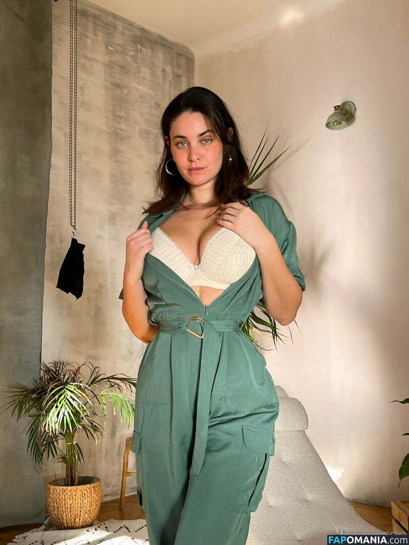 Nour Guiga / noor.g / nornaiysha / nour_guiga Nahý OnlyFans  Uniklá fotka #72