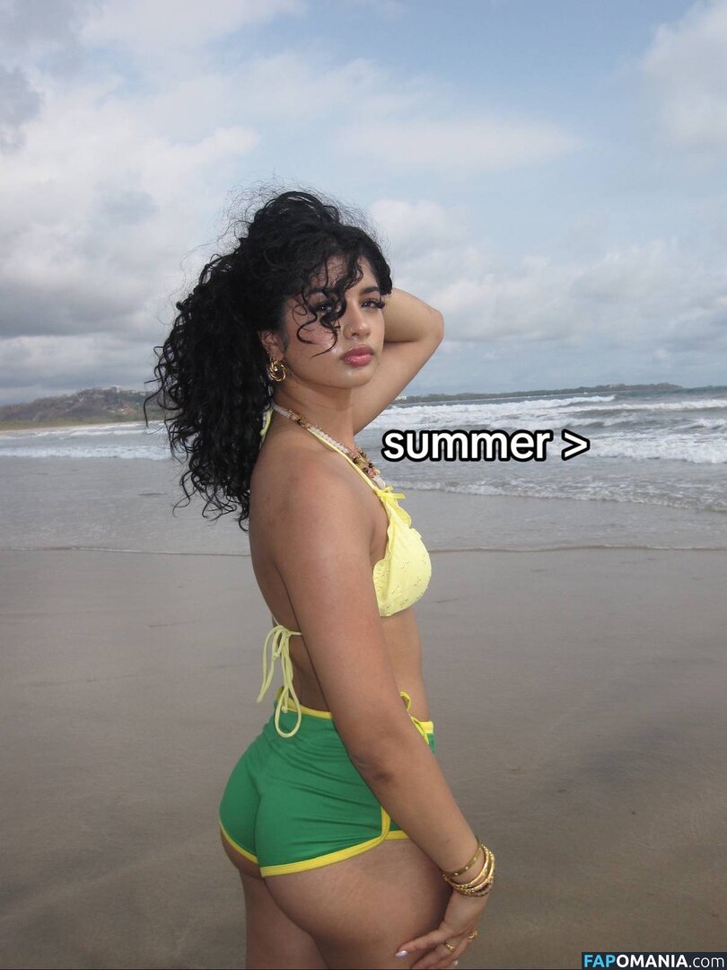 Nuha_mach / rhyheimshabazz Nahý OnlyFans  Uniklá fotka #2