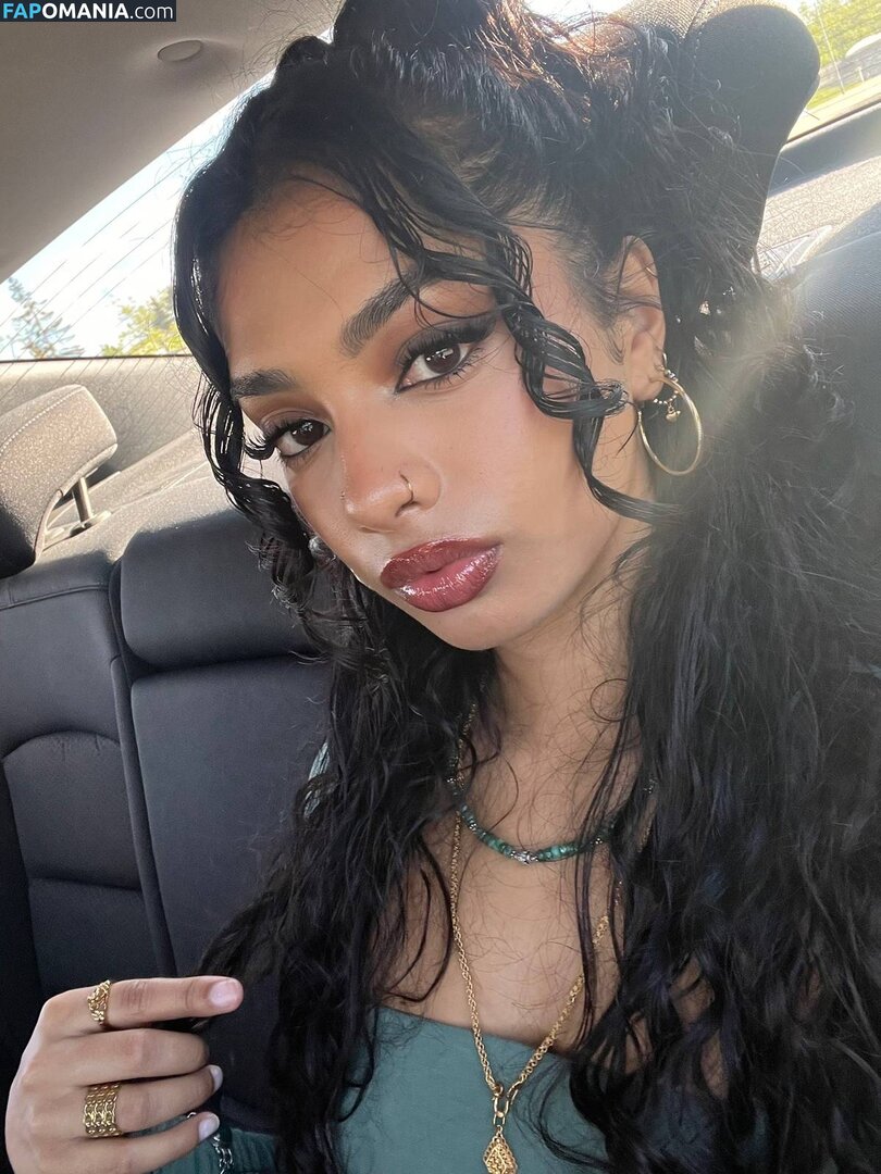 Nuha_mach / rhyheimshabazz Nahý OnlyFans  Uniklá fotka #6