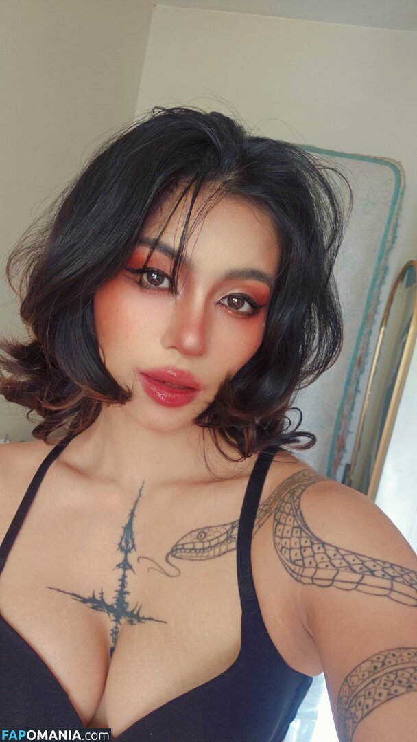 Kittynyaaa / Nyaaati / miiaa02 / nhcordoba Nahý OnlyFans  Uniklá fotka #431