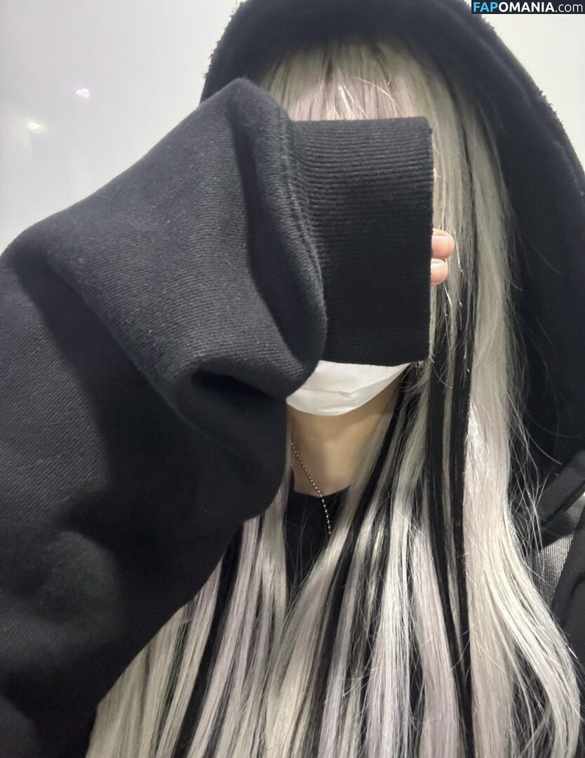Nyo_nyenya / cjw010615 / cjw010615... / https: / moemoedevil_rain / moemoedevil_rain... / nyonye_nya Nahý OnlyFans  Uniklá fotka #32