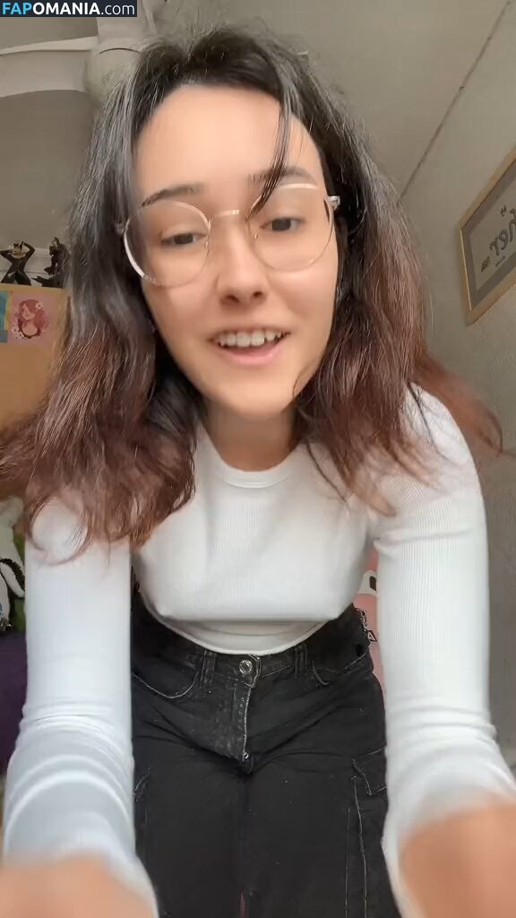 Nyukix / https: / nyu.cos / nyukix7 Nahý OnlyFans  Uniklá fotka #1135