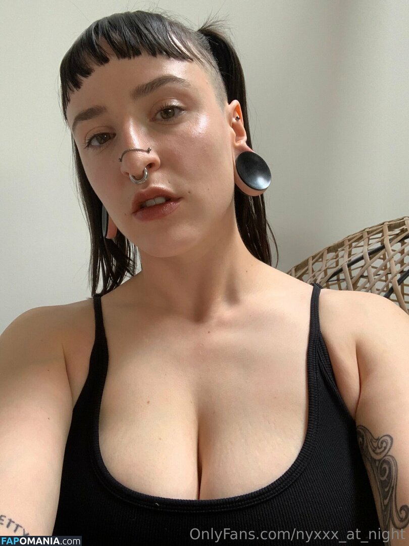 nyxxx_at_night Nahý OnlyFans  Uniklá fotka #2