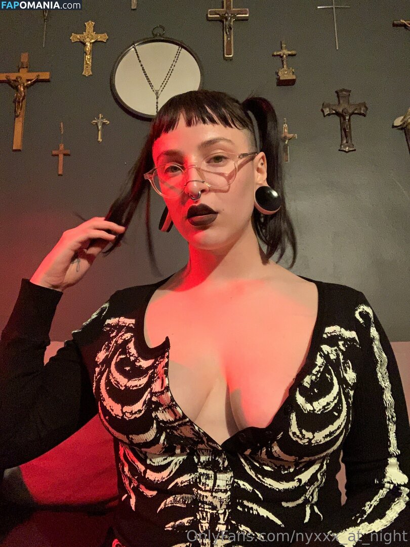 nyxxx_at_night Nahý OnlyFans  Uniklá fotka #7