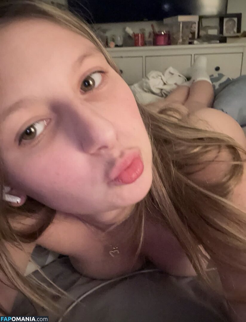 Oceanne Bergeron / https: / oceane_bergeron / oceannexoxo / ocebergeron / ocebergeron... Nahý OnlyFans  Uniklá fotka #4