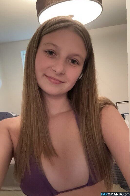 Oceanne Bergeron / https: / oceane_bergeron / oceannexoxo / ocebergeron / ocebergeron... Nahý OnlyFans  Uniklá fotka #19