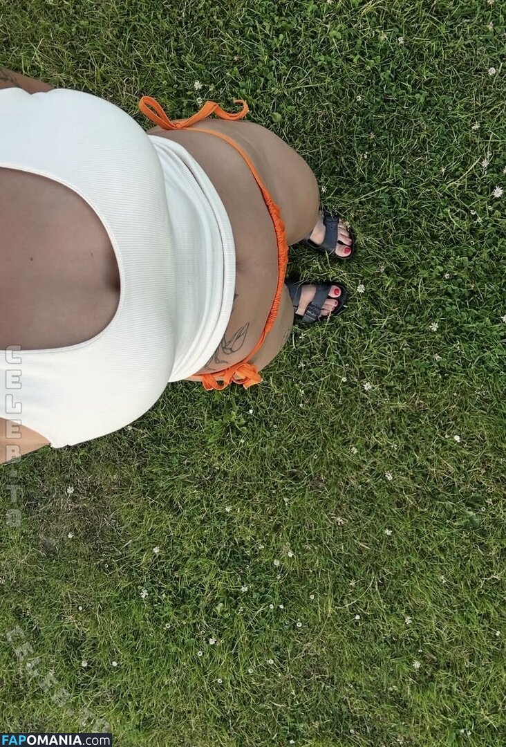 Ohneklamotte / yasmindouah Nahý OnlyFans  Uniklá fotka #5