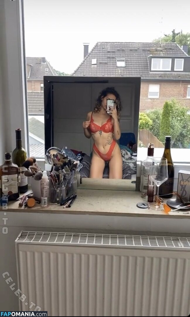 Ohneklamotte / yasmindouah Nahý OnlyFans  Uniklá fotka #20