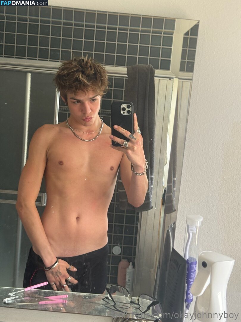 okayjohnnyboy / okjohnnyboy Nahý OnlyFans  Uniklá fotka #32
