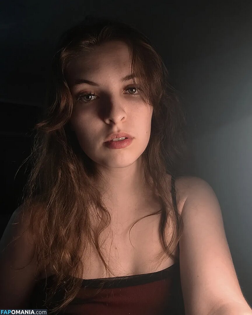 Minty / OkayMintyDust1 / Okaymintydust / https: Nahý OnlyFans  Uniklá fotka #2