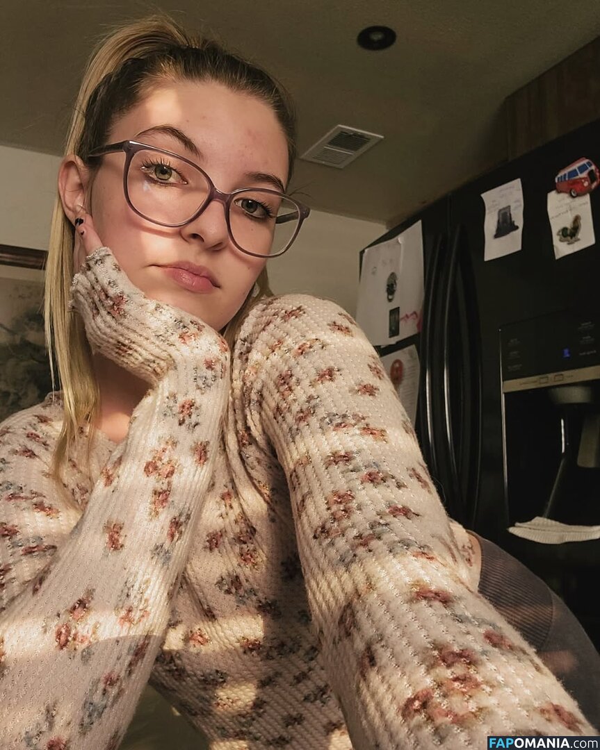 Minty / OkayMintyDust1 / Okaymintydust / https: Nahý OnlyFans  Uniklá fotka #12