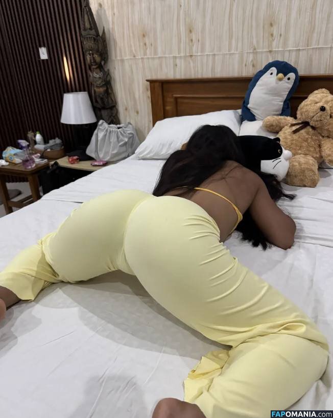 Ceboloky / Oky Olivia / Okyyoliviaa / mastermarcelo5 / okyyloiviaa Nahý OnlyFans  Uniklá fotka #32