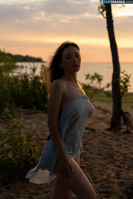 Olga Kobzar / bugs_bunny_gf Nahý OnlyFans  Uniklá fotka #25
