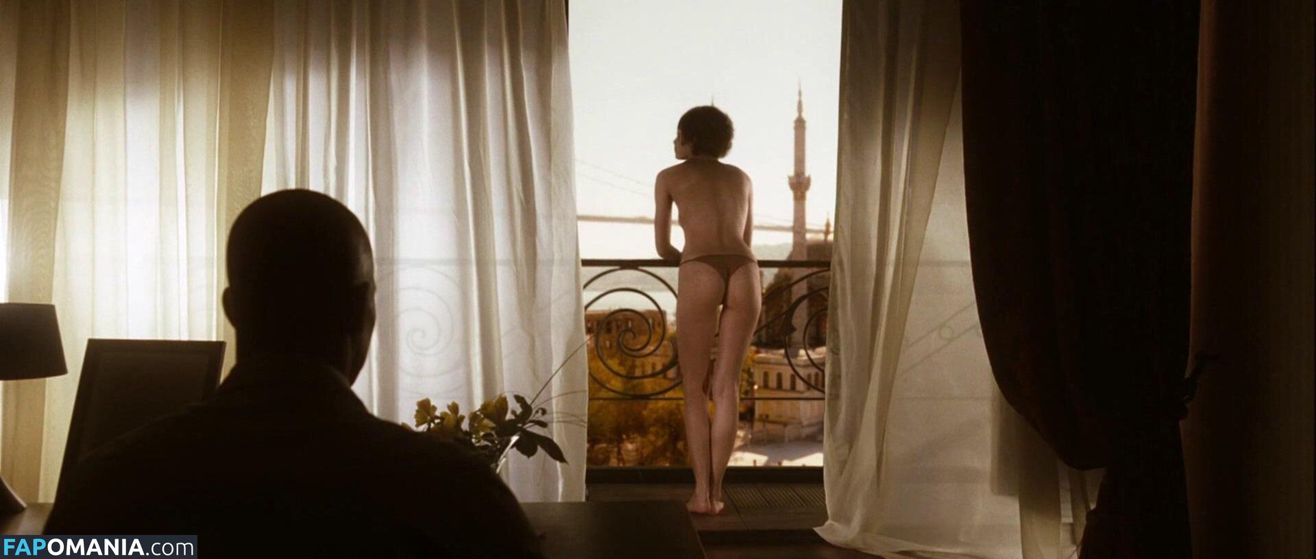 Olga Kurylenko / olgakurylenkoofficial Nahý OnlyFans  Uniklá fotka #3