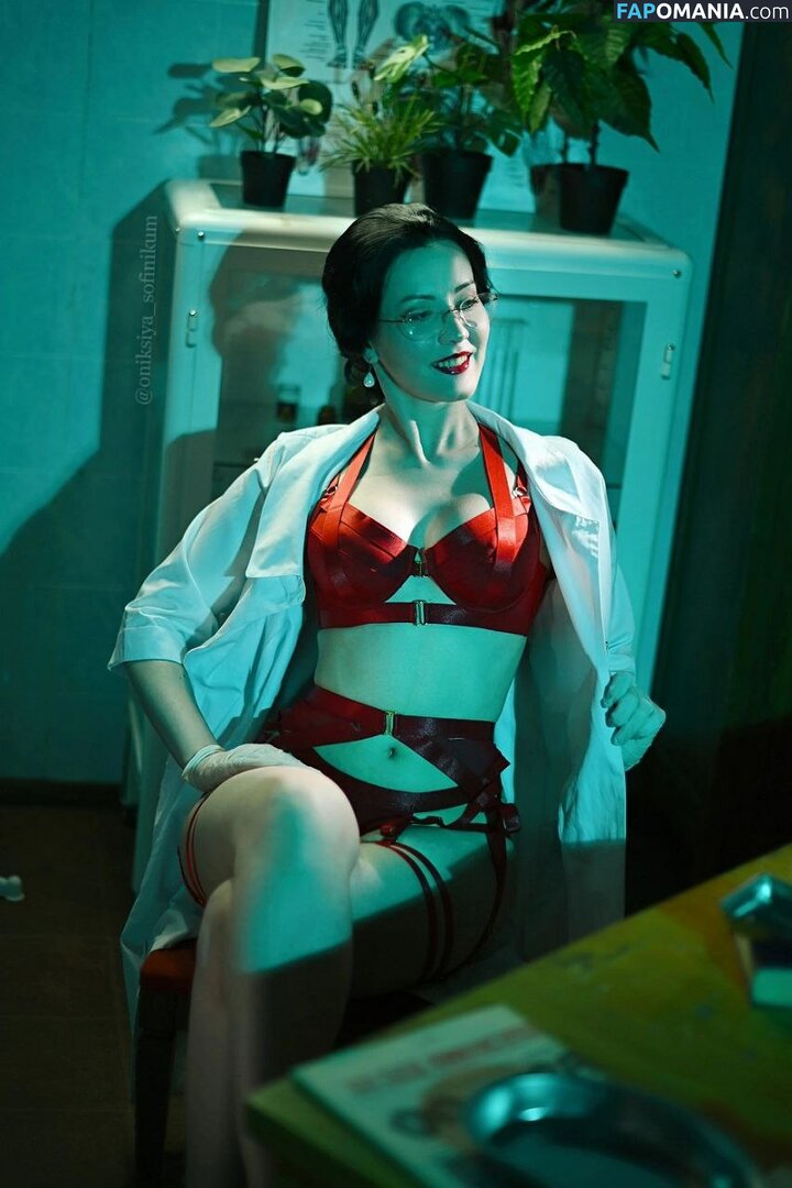 Oniksiya Sofinikum Nahý OnlyFans  Uniklá fotka #6