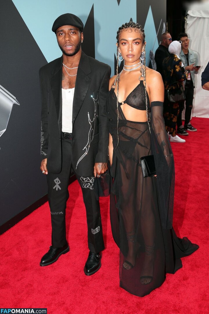 OOPS!!! International Nahý OnlyFans  Uniklá fotka #4068