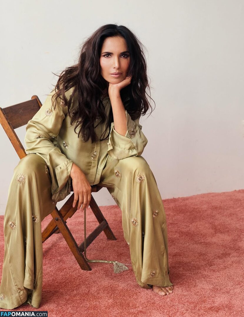 Padma Lakshmi / PadmaLakshmi Nahý OnlyFans  Uniklá fotka #227