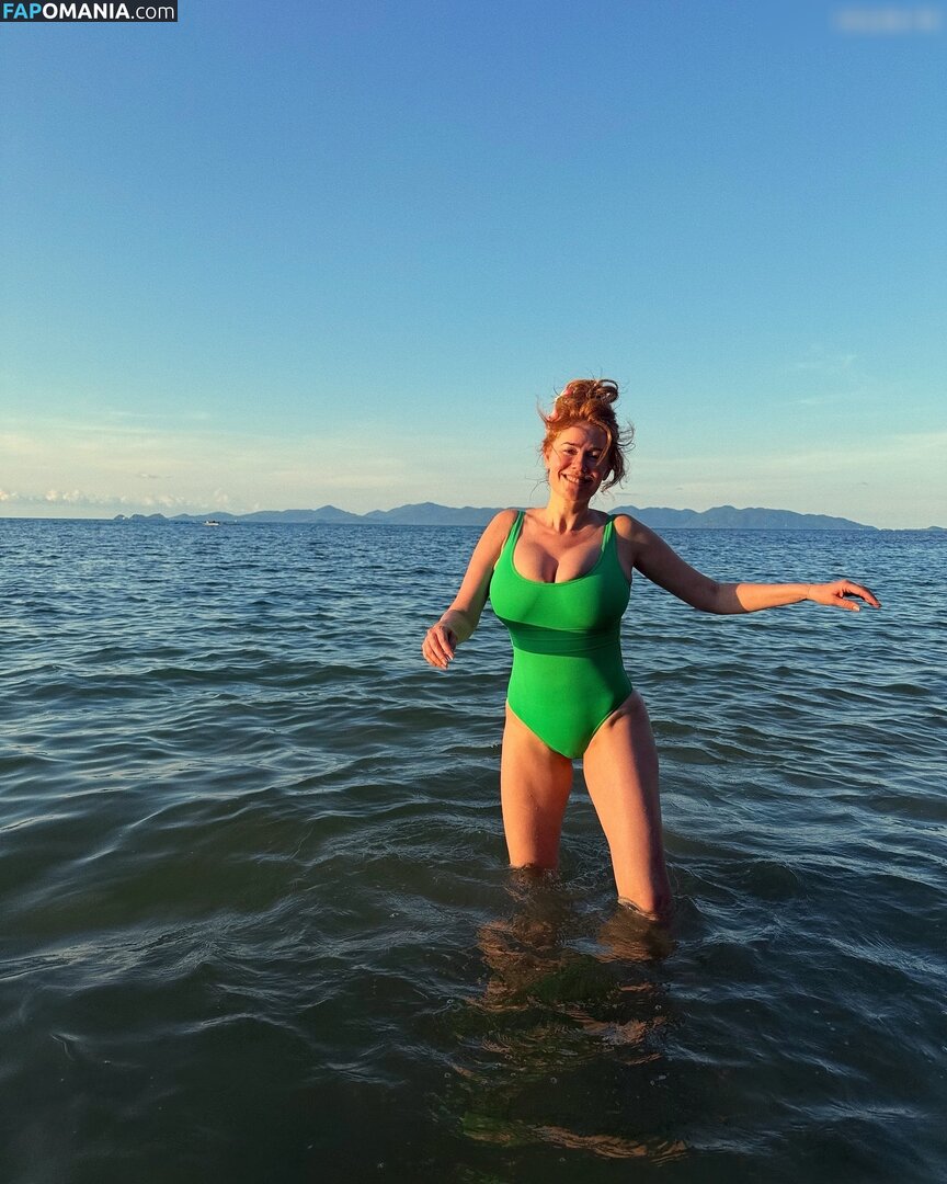 Palina Rojinski / PalinaRojinski / https: / palinski Nahý OnlyFans  Uniklá fotka #18