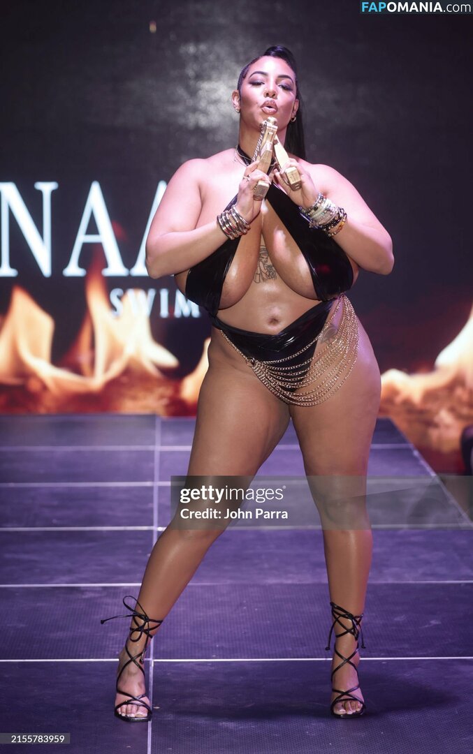 Persephanii / officialpersephanii Nahý OnlyFans  Uniklá fotka #231