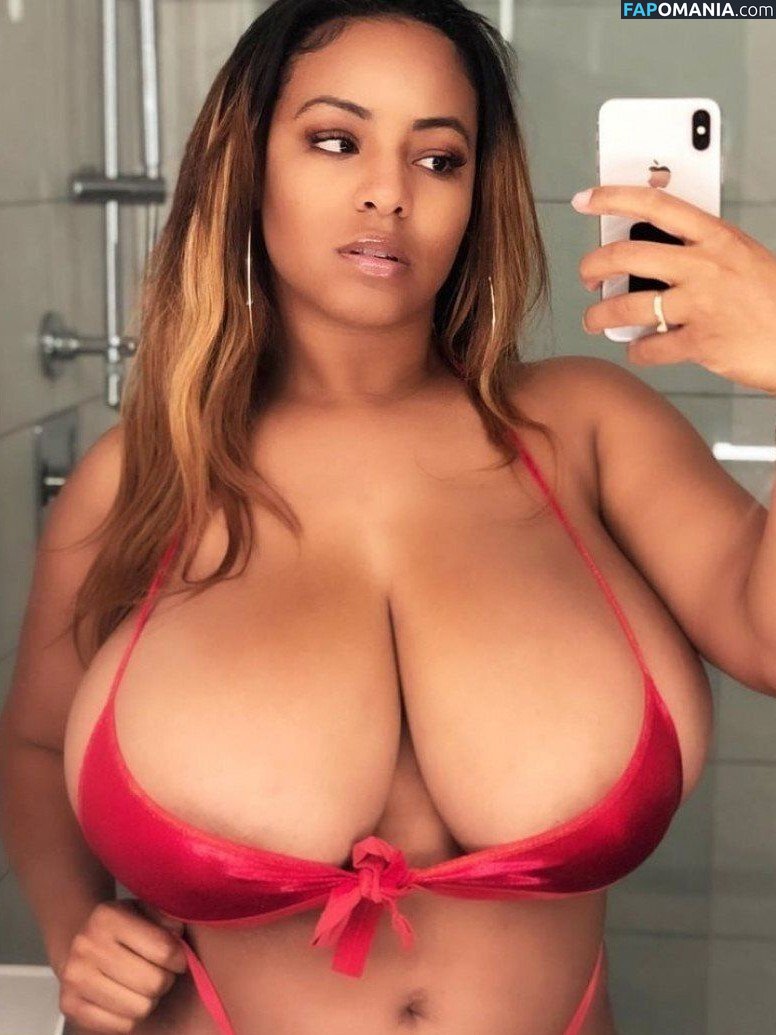 Persephanii / officialpersephanii Nahý OnlyFans  Uniklá fotka #276