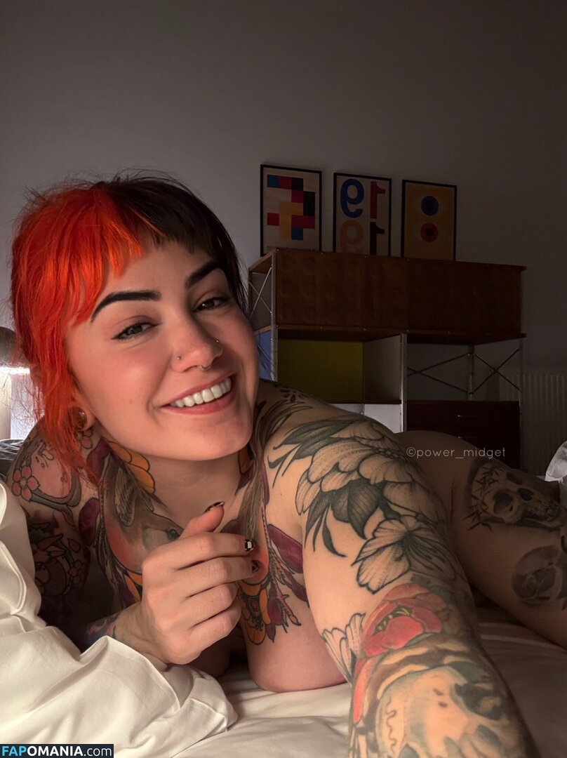 Peta Lloyd / Power_midget / petamargaretlloyd Nahý OnlyFans  Uniklá fotka #8