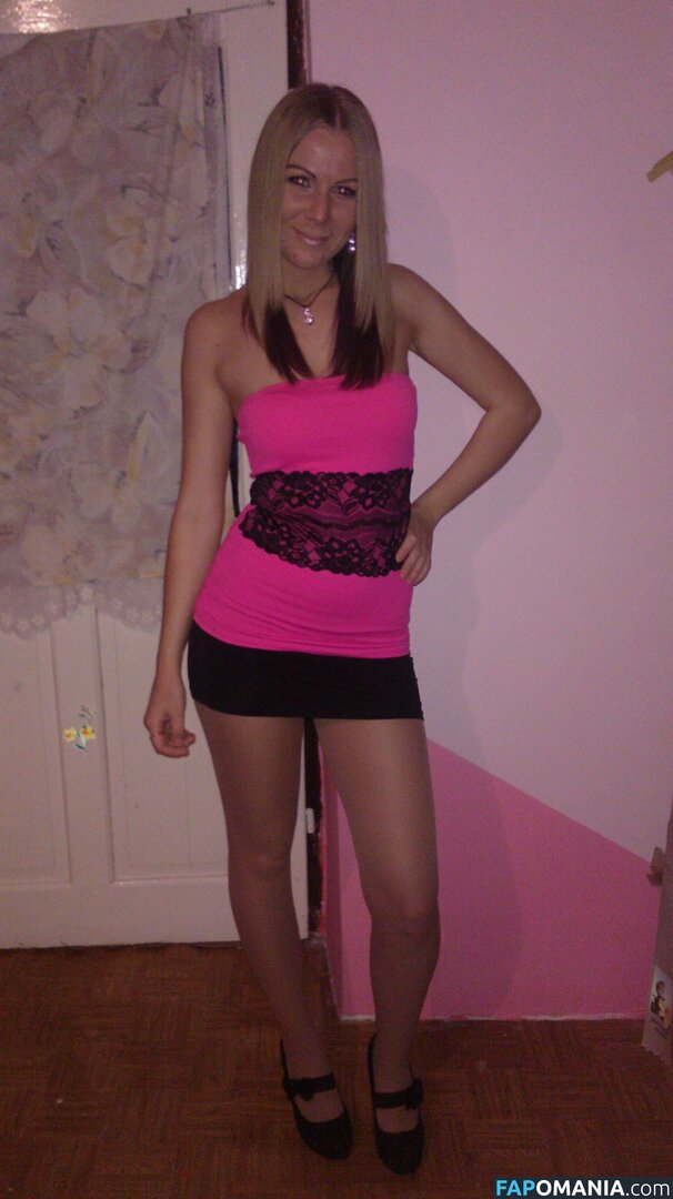 amator_csajok / f.lillaa / petratimea Nahý OnlyFans  Uniklá fotka #1244