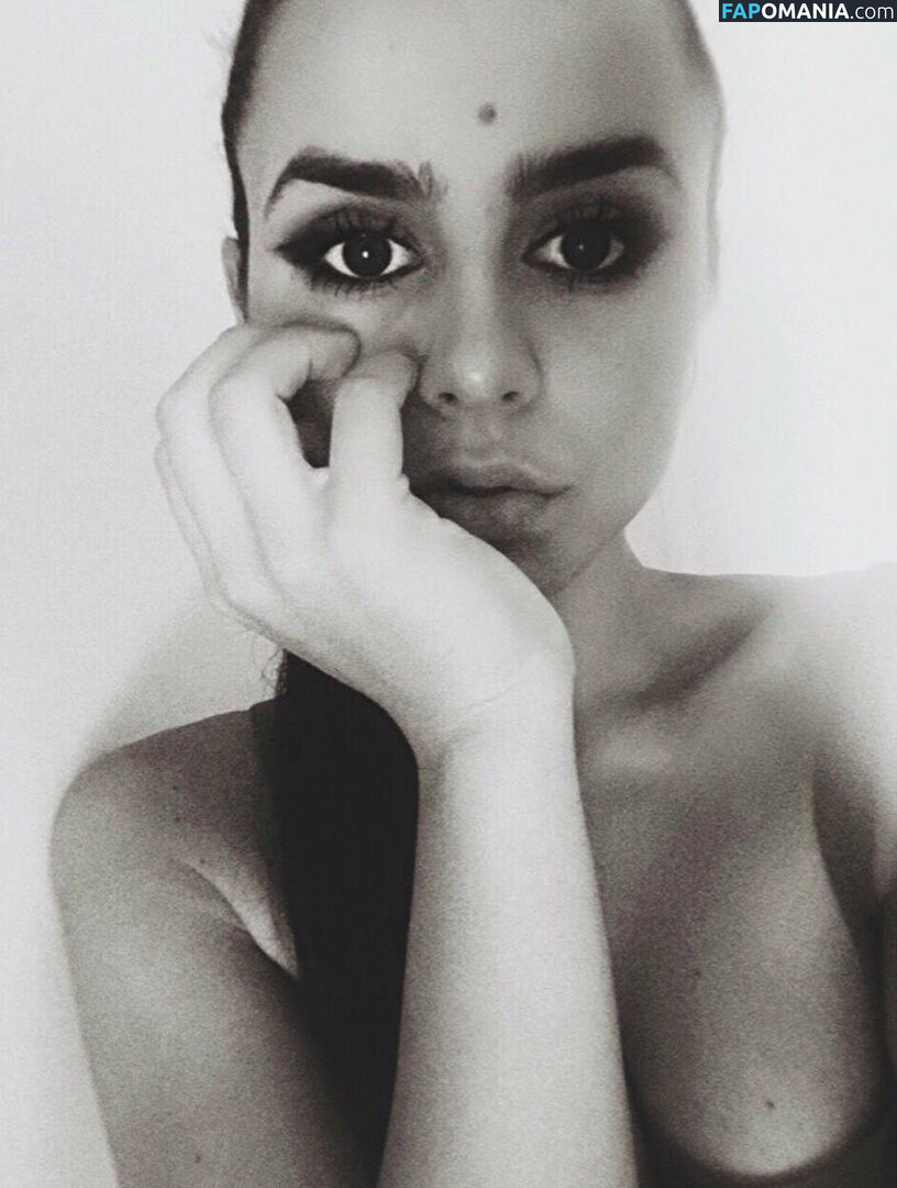 amator_csajok / f.lillaa / petratimea Nahý OnlyFans  Uniklá fotka #2568