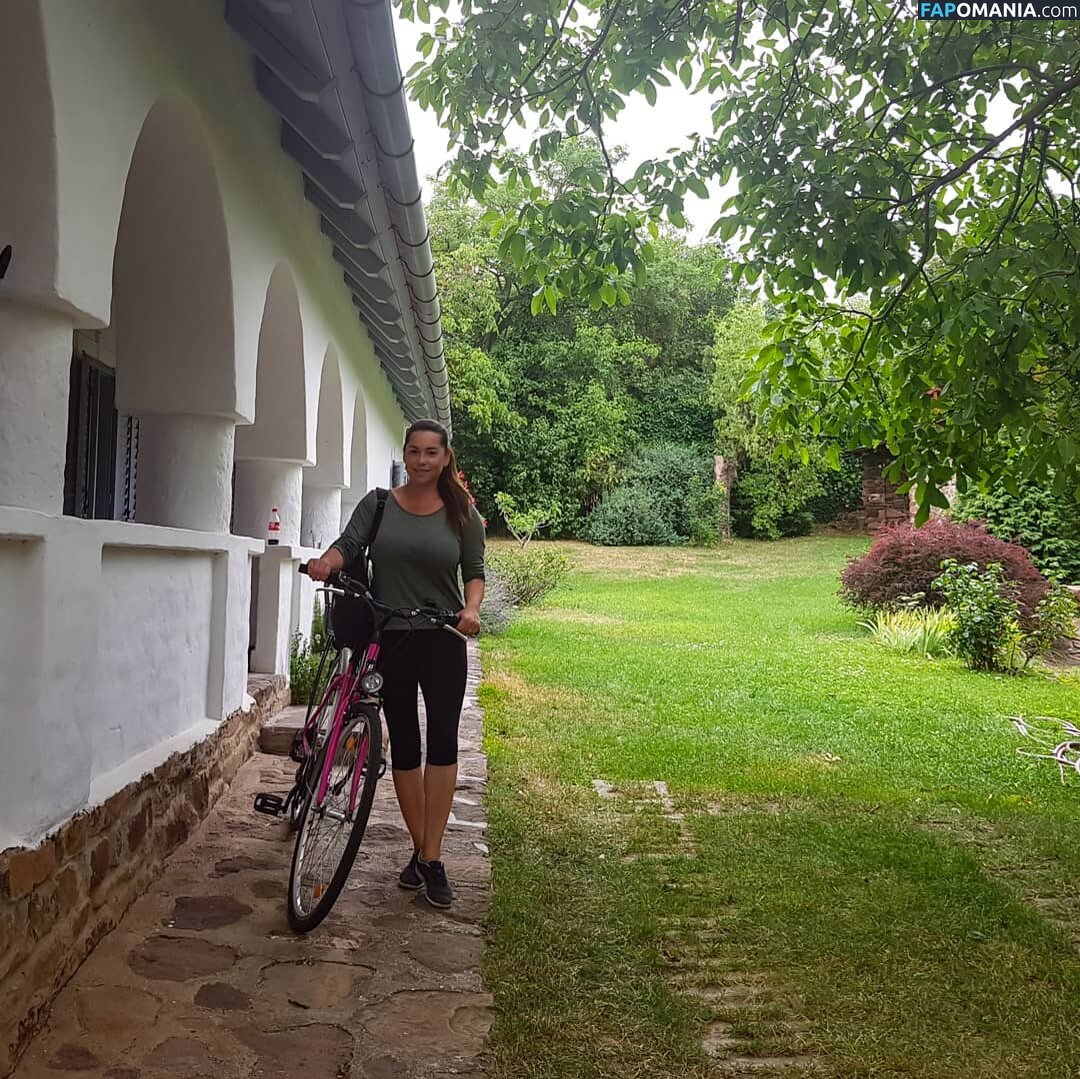 amator_csajok / f.lillaa / petratimea Nahý OnlyFans  Uniklá fotka #2678