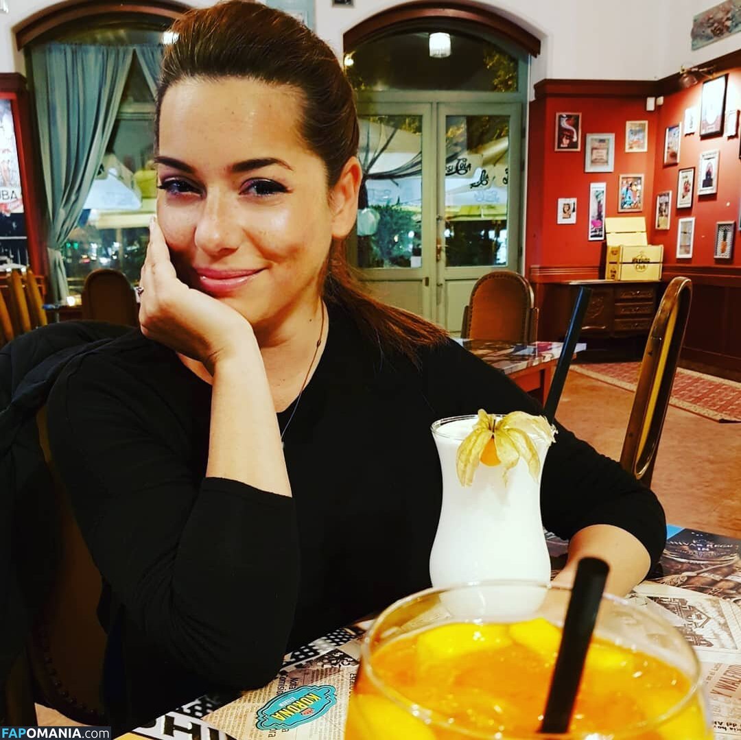 amator_csajok / f.lillaa / petratimea Nahý OnlyFans  Uniklá fotka #2685