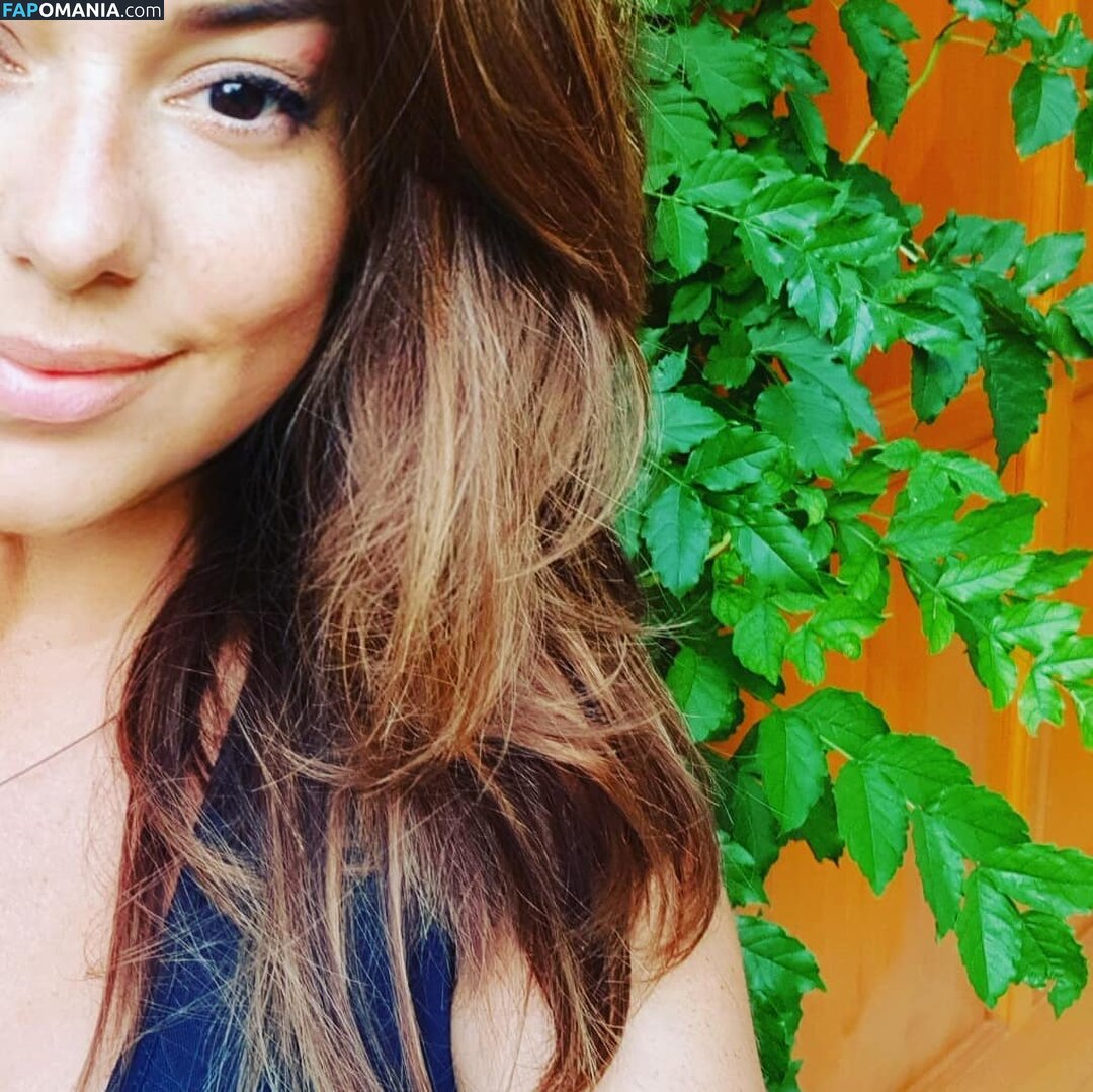 amator_csajok / f.lillaa / petratimea Nahý OnlyFans  Uniklá fotka #2686