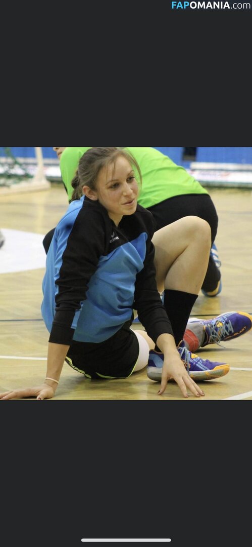 amator_csajok / f.lillaa / petratimea Nahý OnlyFans  Uniklá fotka #2700