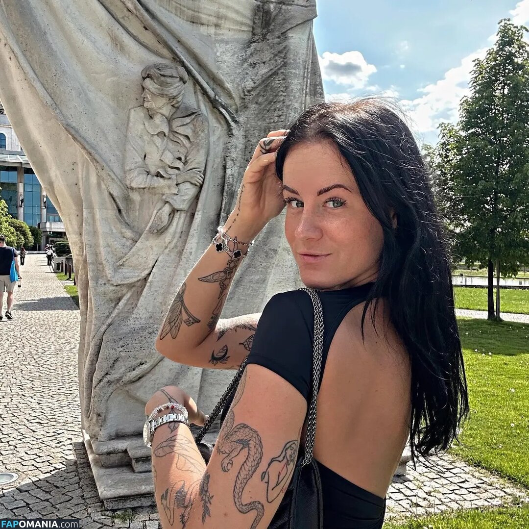 amator_csajok / f.lillaa / petratimea Nahý OnlyFans  Uniklá fotka #2744