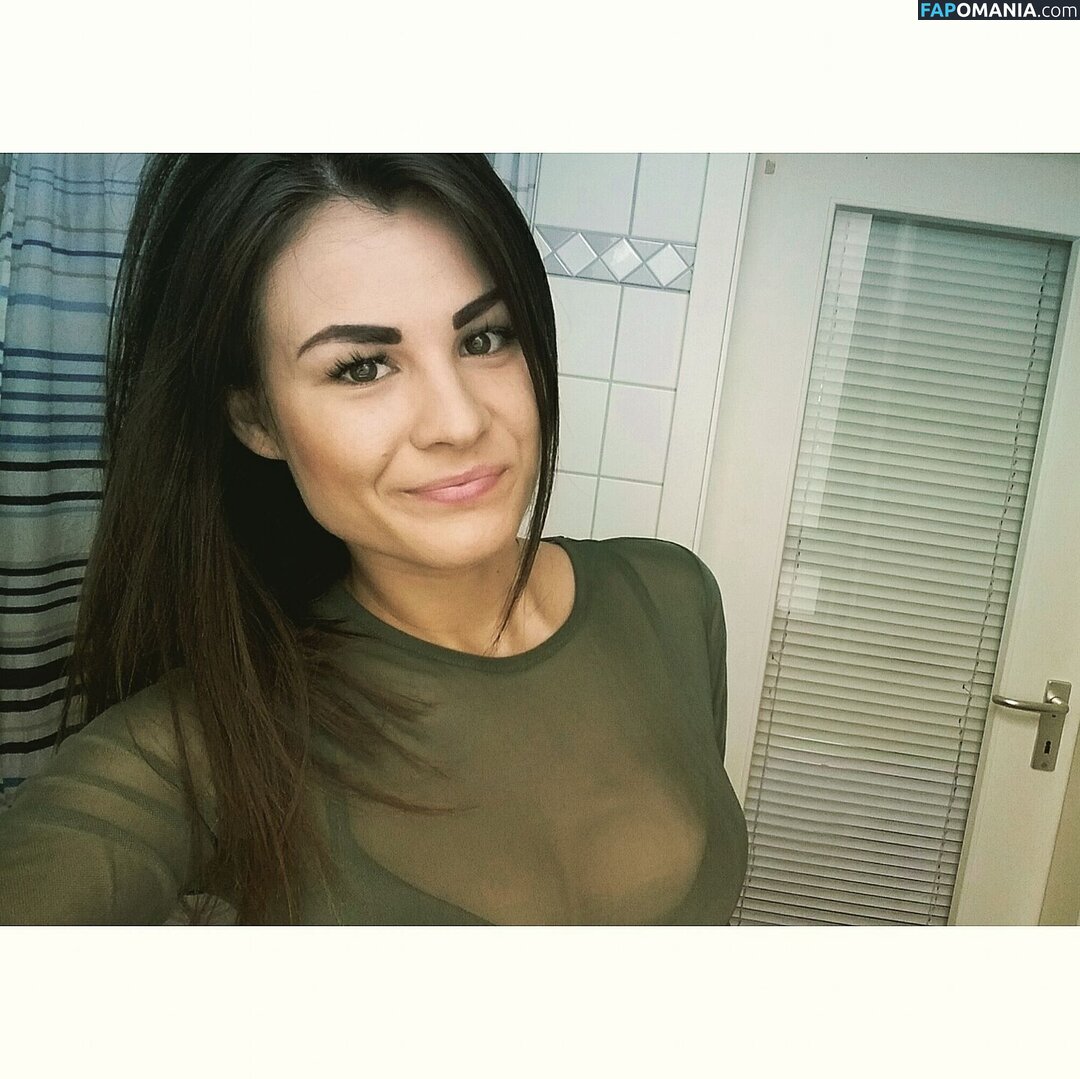 amator_csajok / f.lillaa / petratimea Nahý OnlyFans  Uniklá fotka #2788