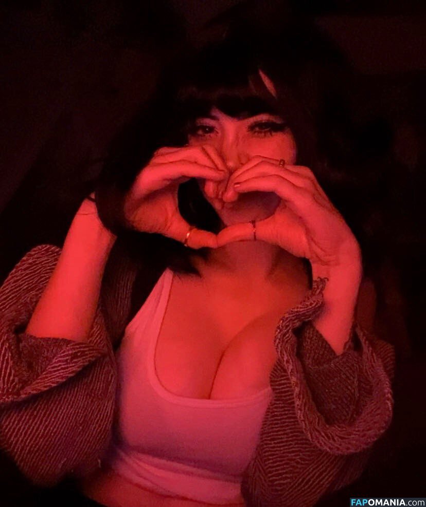 https: / pipssqueakss Nahý OnlyFans  Uniklá fotka #8