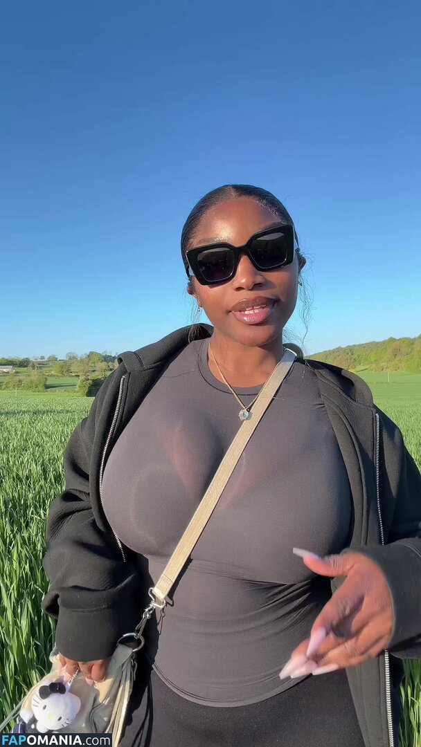 Pixiehann Nahý OnlyFans  Uniklá fotka #2