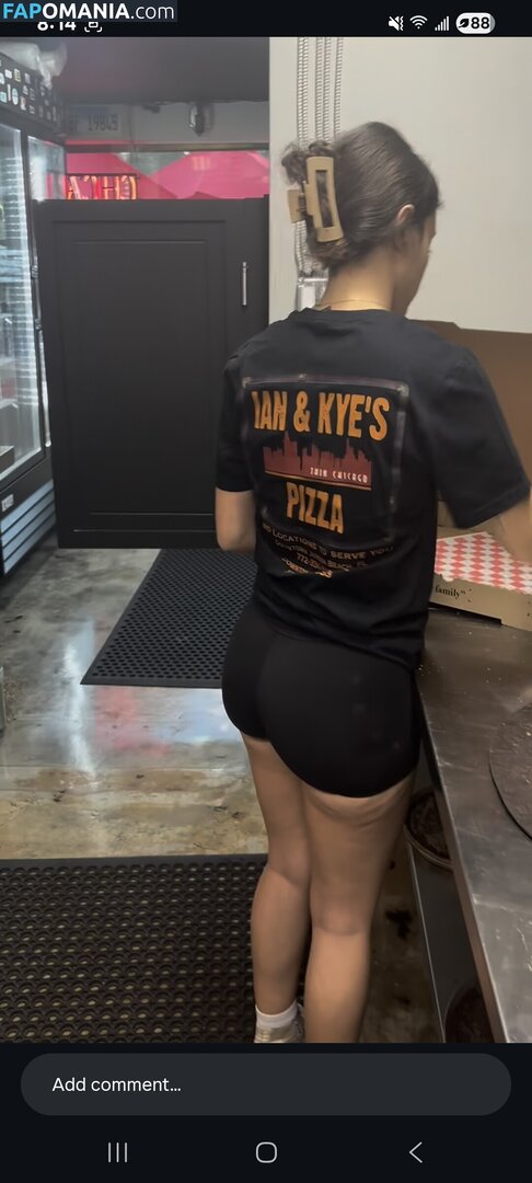 Pizzeria Baddies Nahý OnlyFans  Uniklá fotka #4