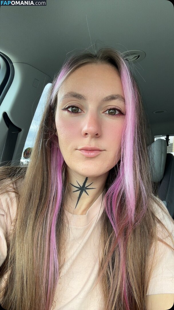 Poppy Quinn / PoppyQuinnn / https: / poppyquinn33 / the.poppy.quinn Nahý OnlyFans  Uniklá fotka #5