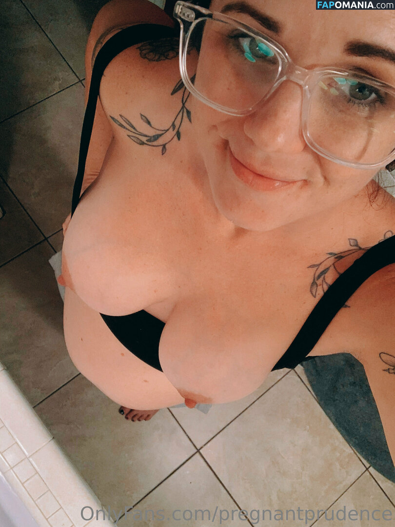 kducketts__ / pregnantprudence Nahý OnlyFans  Uniklá fotka #27